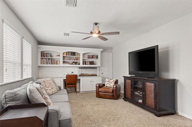 5827 Mountain View Drive, Houston, TX 77345