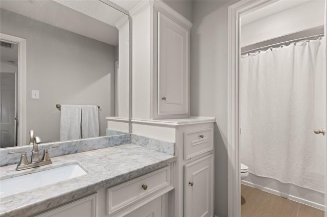 5827 Mountain View Drive, Houston, TX 77345