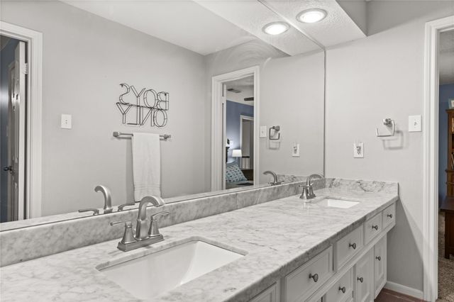 5827 Mountain View Drive, Houston, TX 77345