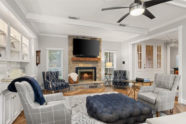 5827 Mountain View Drive, Houston, TX 77345