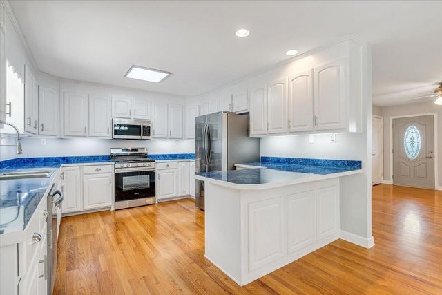 268 Sweetwater Bay DR, Penhook, VA 24137