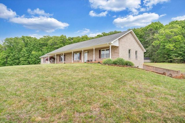 268 Sweetwater Bay DR, Penhook, VA 24137