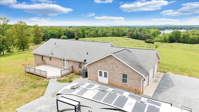 268 Sweetwater Bay DR, Penhook, VA 24137