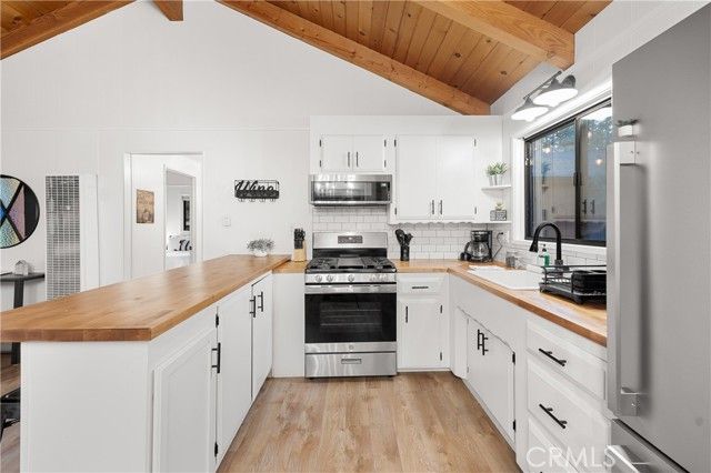 42540 Cedar Avenue, Big Bear Lake, CA 92315