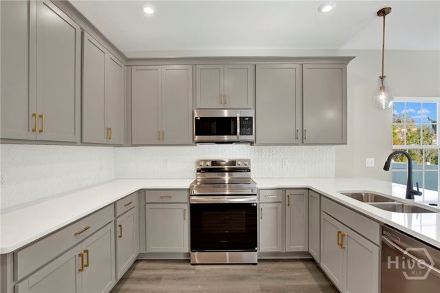 245 James Drive, Richmond Hill, GA 31324