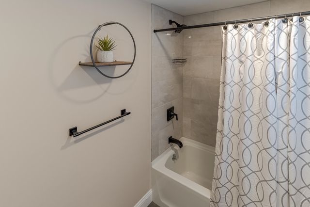 17 Kentville Terrace, Hampton, NH 03842