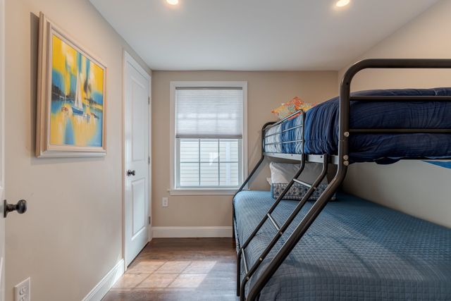 17 Kentville Terrace, Hampton, NH 03842