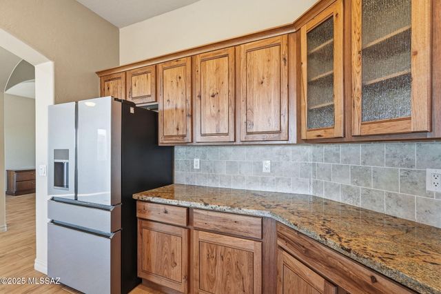 1890 W Acacia Bluffs Drive, Green Valley, AZ 85622