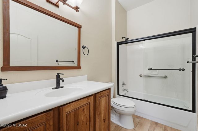 1890 W Acacia Bluffs Drive, Green Valley, AZ 85622