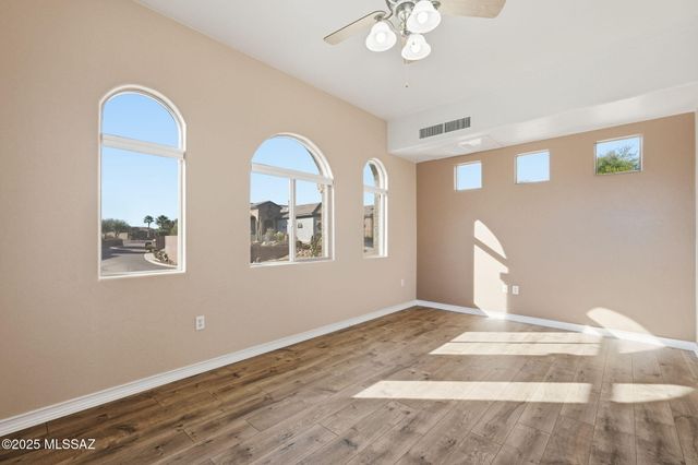 1890 W Acacia Bluffs Drive, Green Valley, AZ 85622