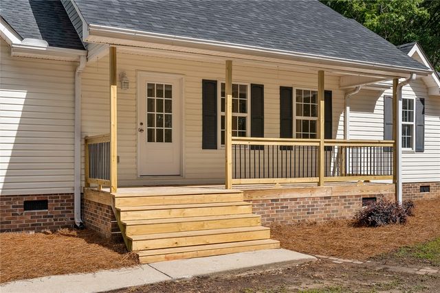 131 Lockaby Road, Pelzer, SC 29669