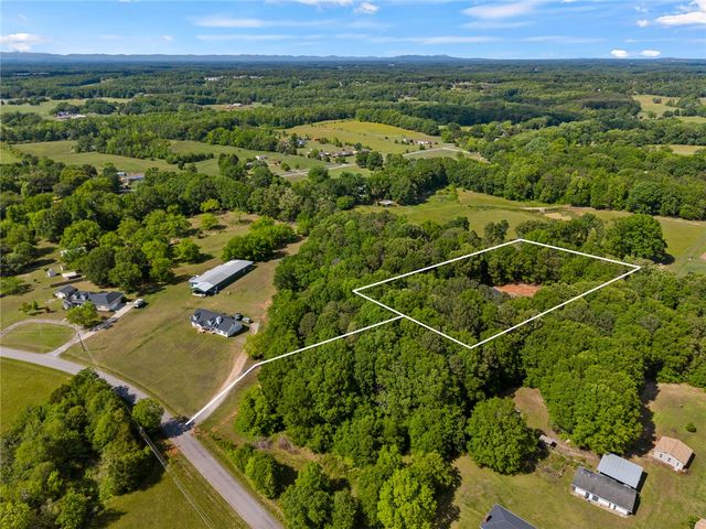 131 Lockaby Road, Pelzer, SC 29669