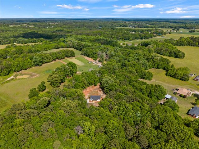 131 Lockaby Road, Pelzer, SC 29669