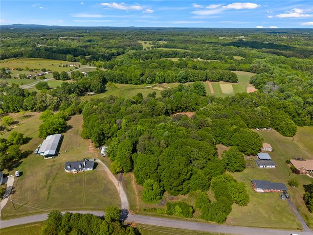 131 Lockaby Road, Pelzer, SC 29669