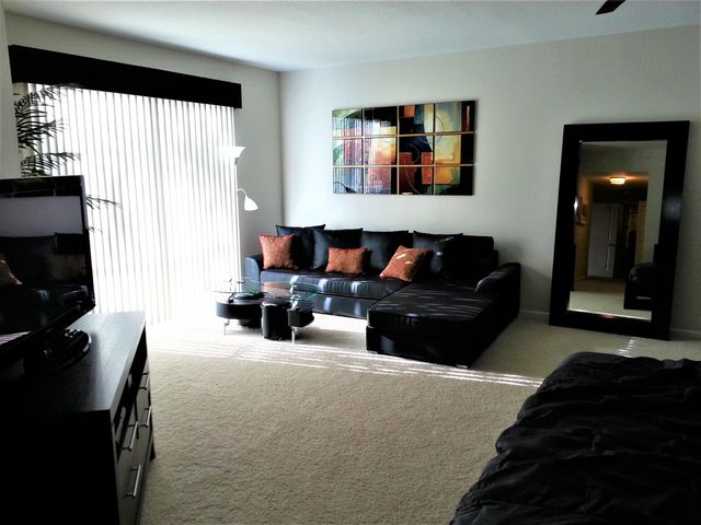 225 NE 1st Street 406, Delray Beach, FL 33444