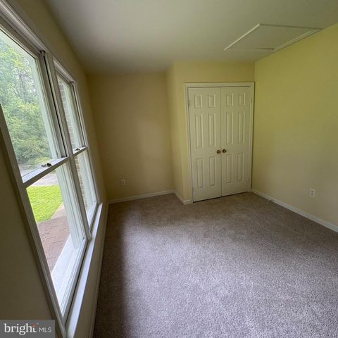 3502 HOLLY RD, Annandale, VA 22003