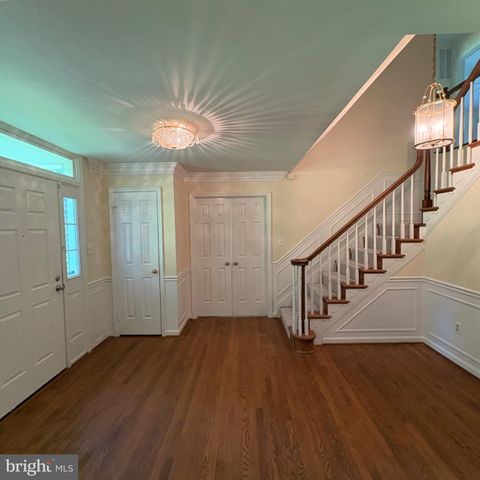 3502 HOLLY RD, Annandale, VA 22003