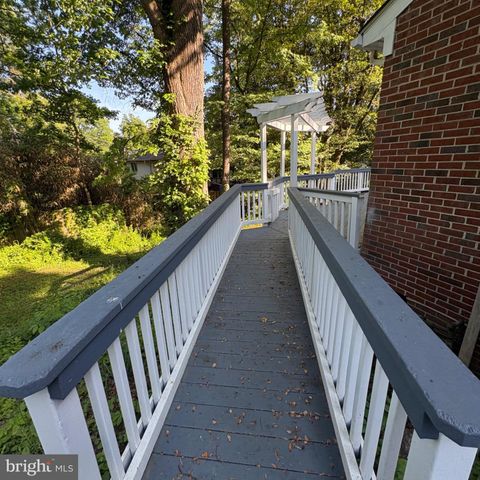 3502 HOLLY RD, Annandale, VA 22003