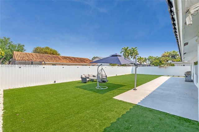 14631 SW 162nd St, Miami, FL 33177