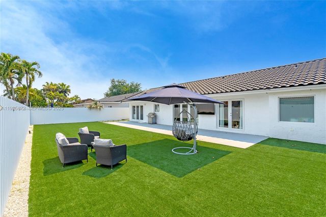 14631 SW 162nd St, Miami, FL 33177