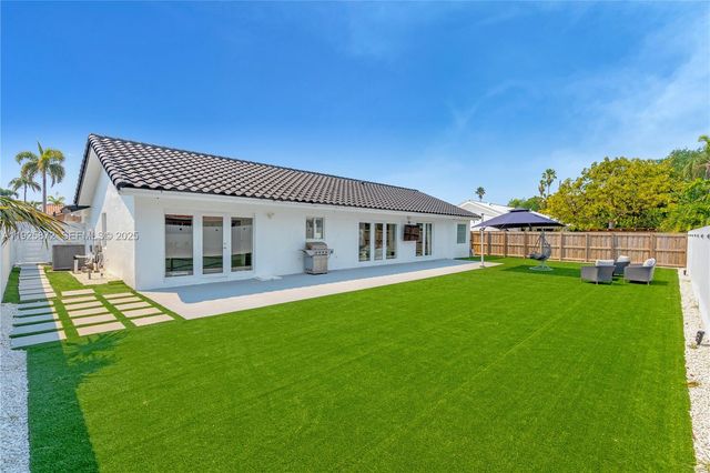 14631 SW 162nd St, Miami, FL 33177