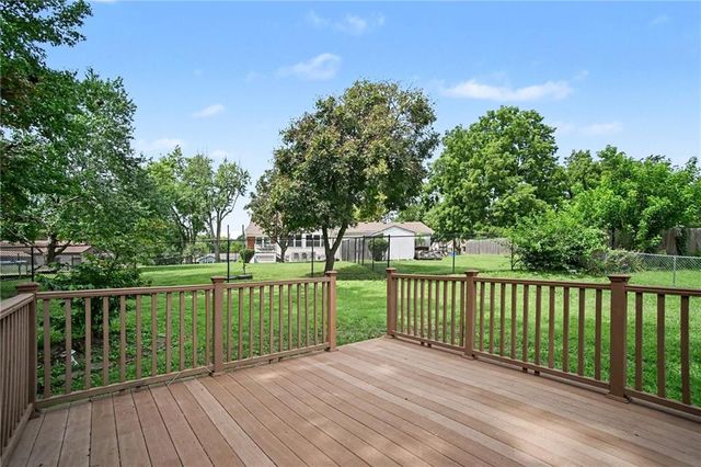 11901 E 54th Terrace, Kansas City, MO 64133