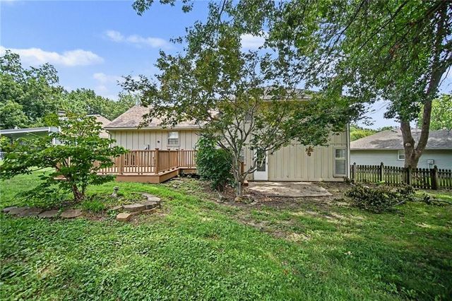 11901 E 54th Terrace, Kansas City, MO 64133