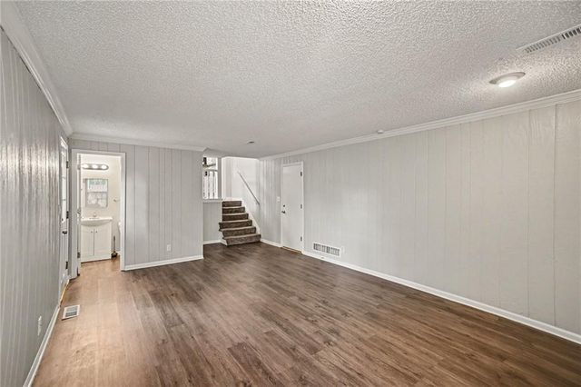 11901 E 54th Terrace, Kansas City, MO 64133