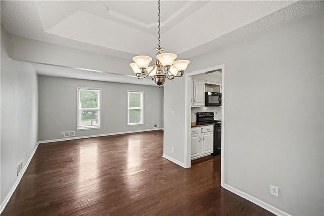 11901 E 54th Terrace, Kansas City, MO 64133