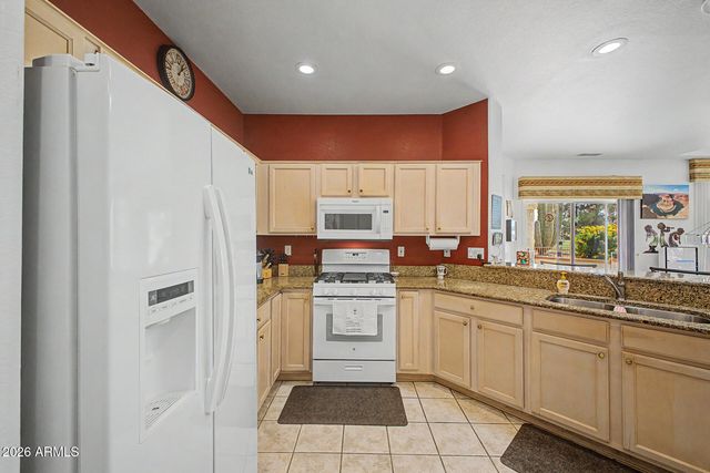 22520 N HERMOSILLO Drive, Sun City West, AZ 85375