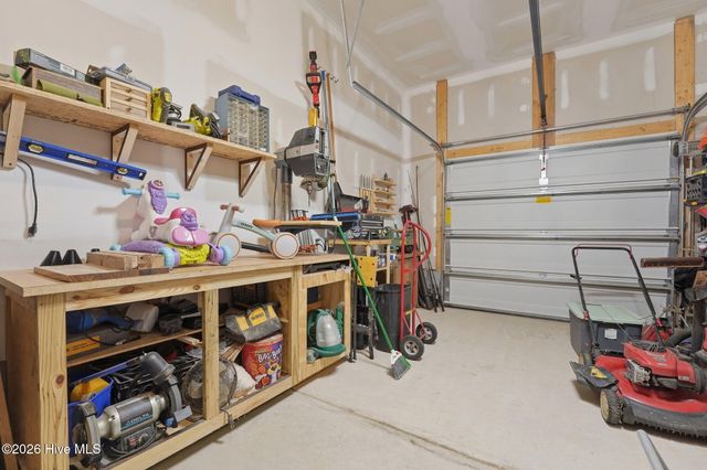 169 Hedge Hunter Court, Raeford, NC 28376
