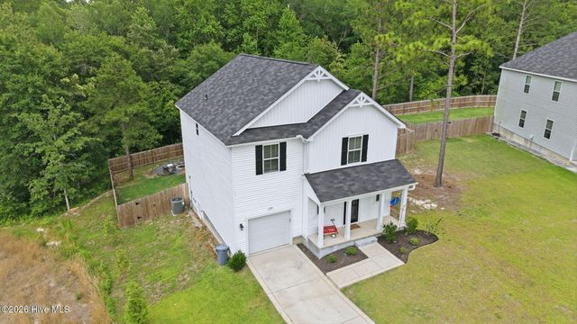 169 Hedge Hunter Court, Raeford, NC 28376
