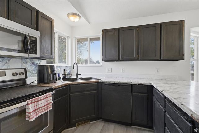 5174 W NATALIE CT, West Valley City, UT 84120