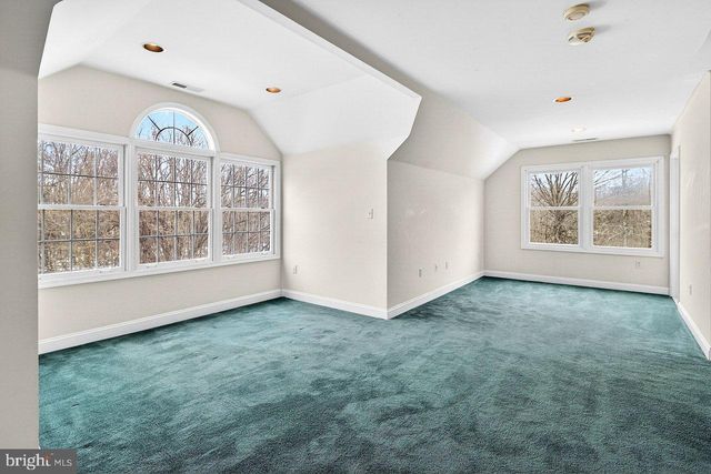 23 SILVERS, Cranbury, NJ 08512