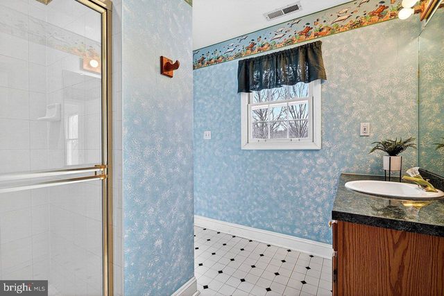 23 SILVERS, Cranbury, NJ 08512