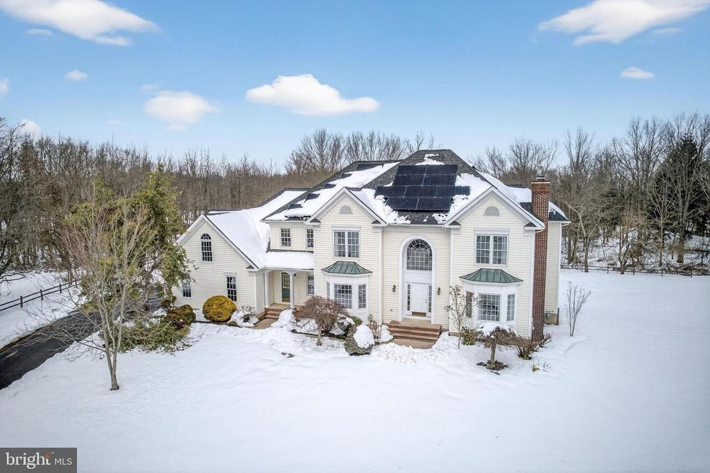 23 SILVERS, Cranbury, NJ 08512