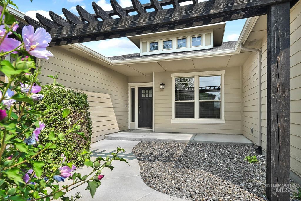 13470 S Stockbridge Way, Nampa, ID 83687 photo 2