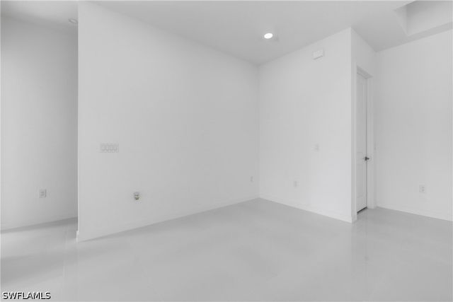 602 NW 25th TER, Cape Coral, FL 33993