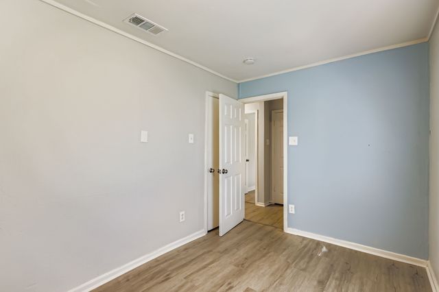 233 Creek Cove Drive, Dallas, TX 75217