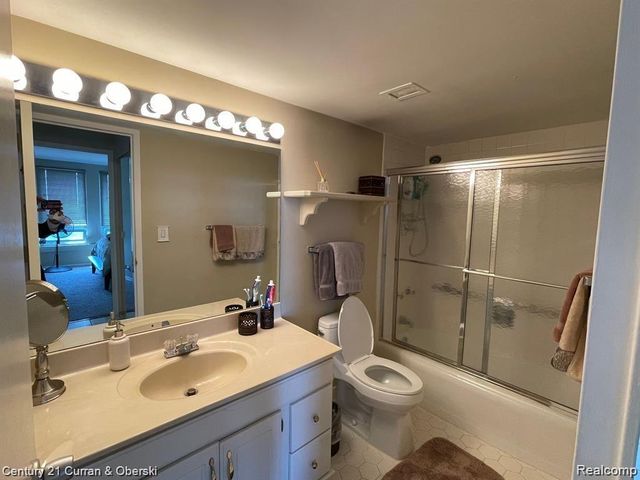 22700 Garrison Street 1004, Dearborn, MI 48124