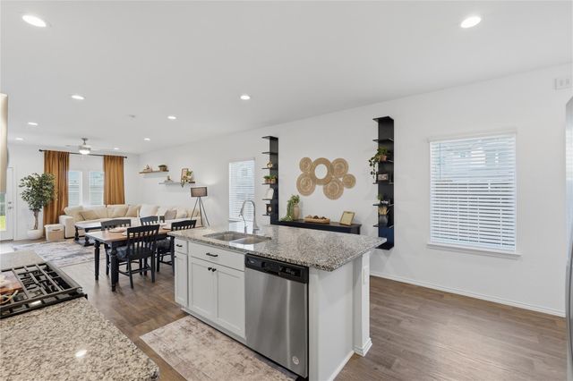 10015 Lavender Lane, Magnolia, TX 77354
