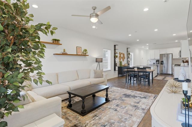 10015 Lavender Lane, Magnolia, TX 77354