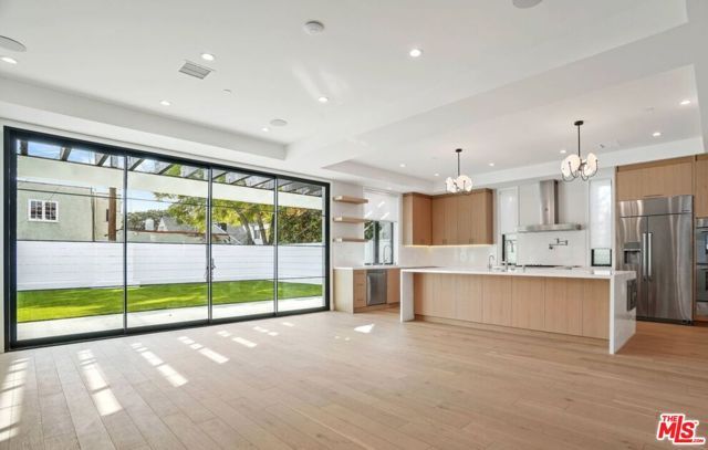 1728 S Shenandoah Street, Los Angeles, CA 90035