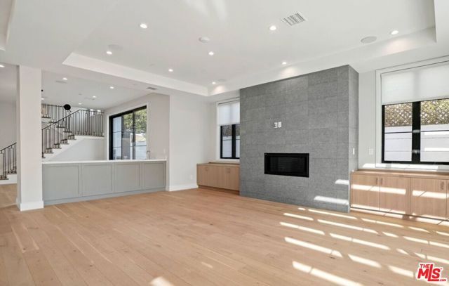 1728 S Shenandoah Street, Los Angeles, CA 90035