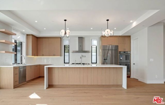 1728 S Shenandoah Street, Los Angeles, CA 90035
