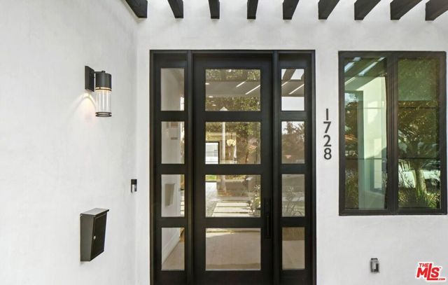 1728 S Shenandoah Street, Los Angeles, CA 90035