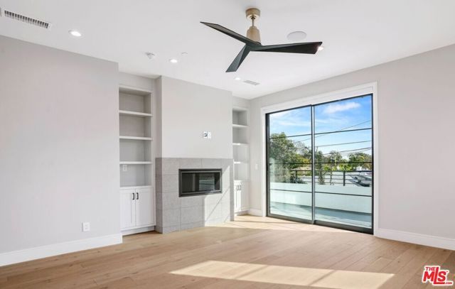 1728 S Shenandoah Street, Los Angeles, CA 90035