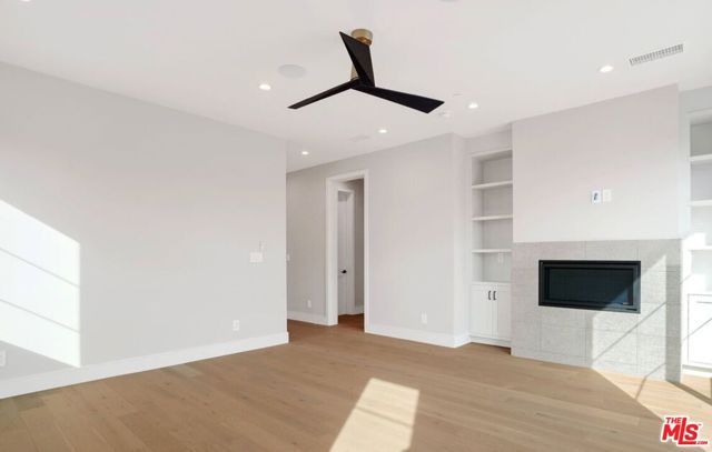 1728 S Shenandoah Street, Los Angeles, CA 90035