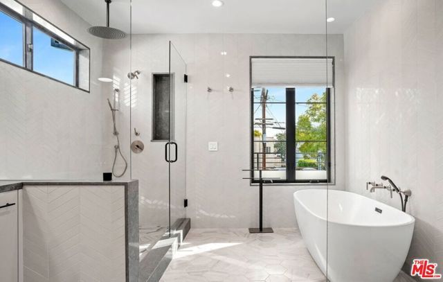 1728 S Shenandoah Street, Los Angeles, CA 90035