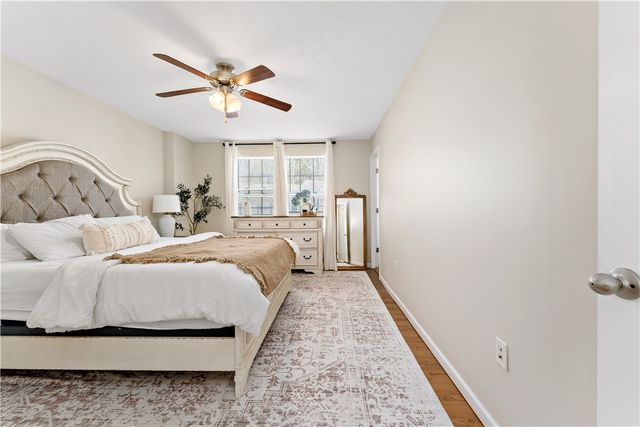 259 Grace Manor Dr, Robinson Twp, PA 15108